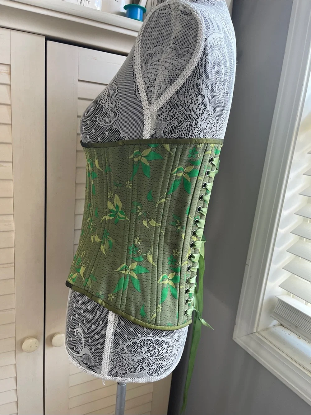 Olive Green Floral  Corset size 24 - Picture 4 of 8